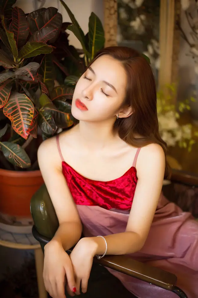 乐清广州高端商务伴游晓雯