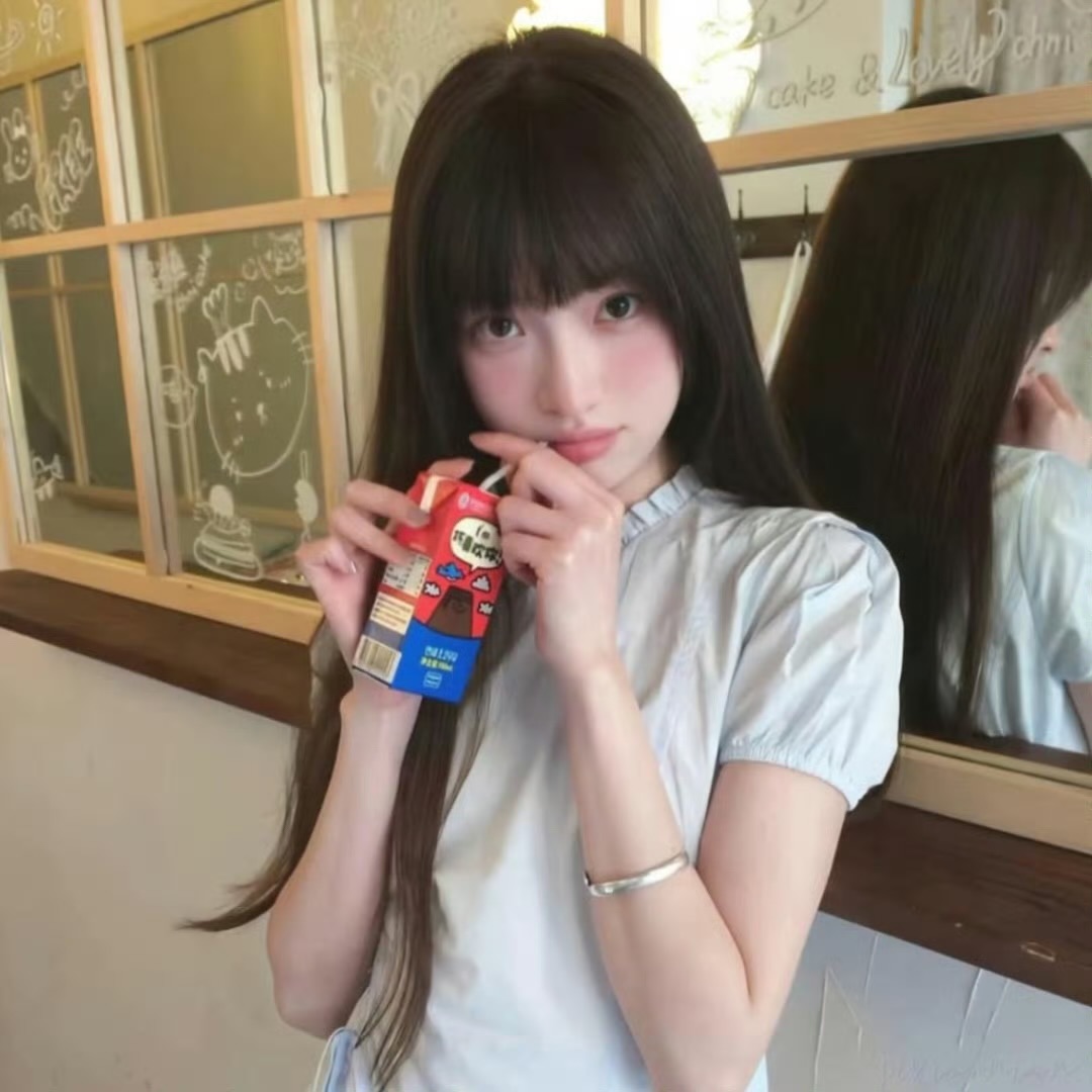 北京伴游女生陈安晴的资料